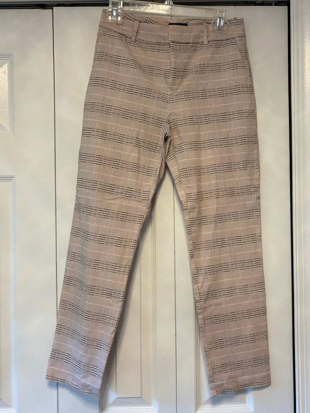 Lord & Taylor Blush Lined Plaid Kelly High Rise Pants. Size 4